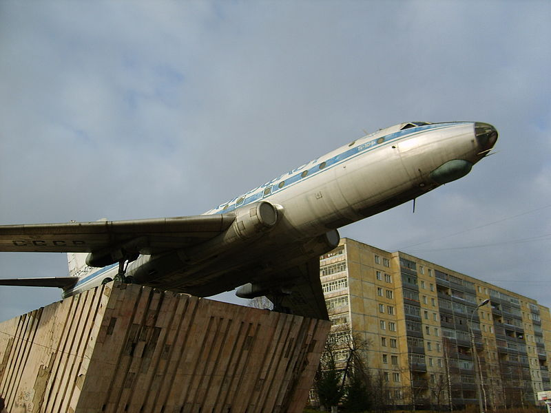 Illustration for article titled The Many Monuments To Russia's Beloved MiG